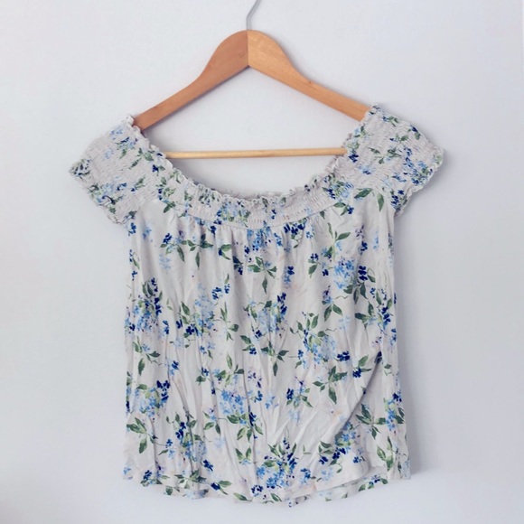 AE soft & sexy off the shoulder T with scoop neck - Picture 2 of 5